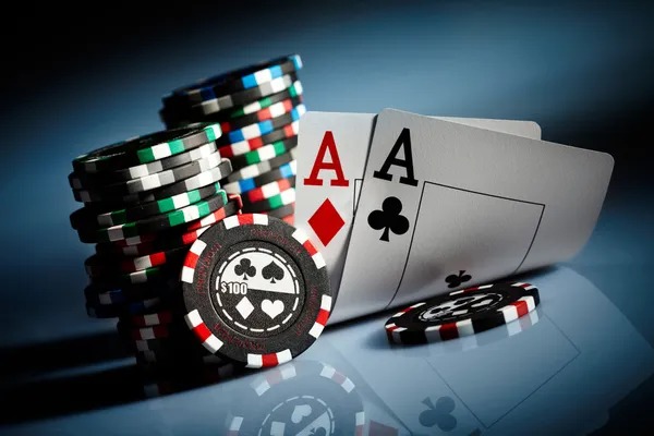 Microgaming slot and live-dealer game selection on semutwin alternatif