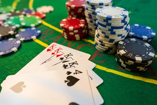 Unified account balance display across sportsbook and Microgaming games